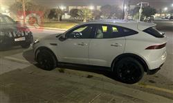 جاكوار إي- بيس